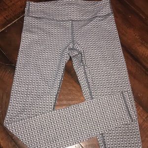 Ivivva girls’ digiweave rhythmic leggings size 12